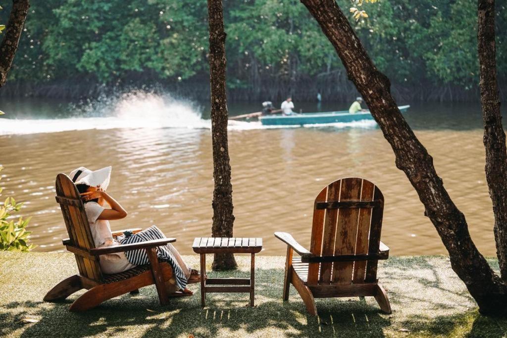 Anavilla Tangke Resort Khanom Kültér fotó