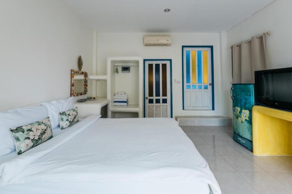 Anavilla Tangke Resort Khanom Kültér fotó