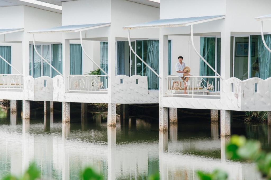 Anavilla Tangke Resort Khanom Kültér fotó