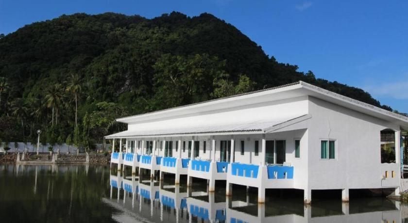 Anavilla Tangke Resort Khanom Kültér fotó