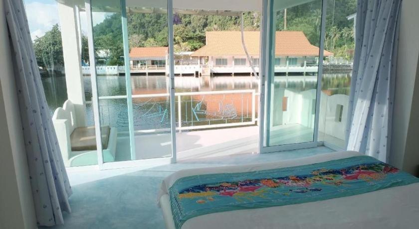 Anavilla Tangke Resort Khanom Kültér fotó
